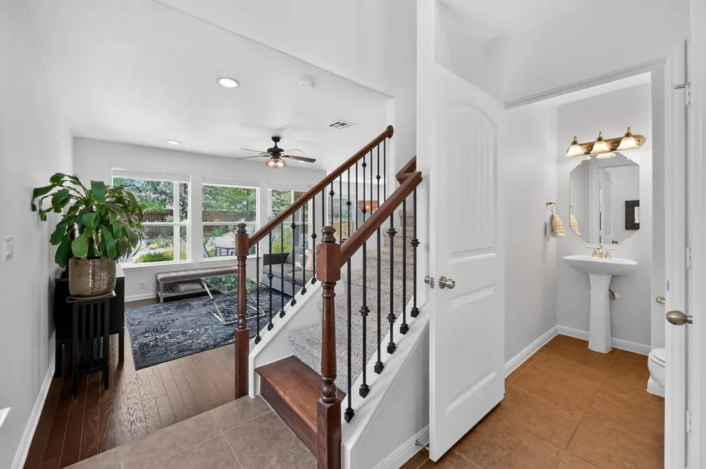 9401 Sweetgum Drive Austin TX 78748