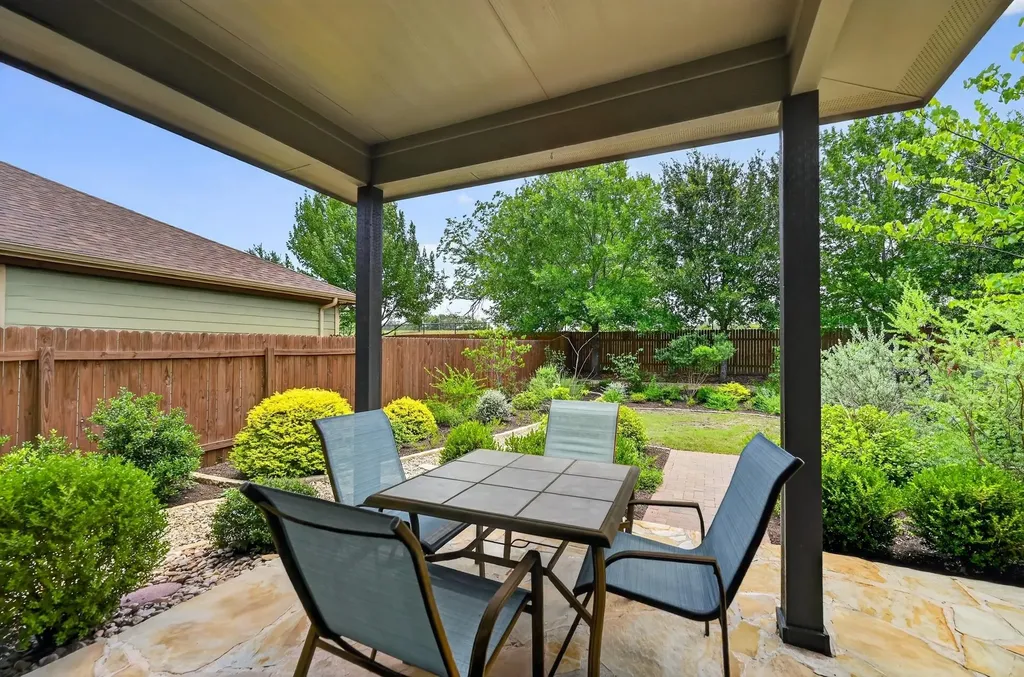 9401 Sweetgum Drive Austin TX 78748