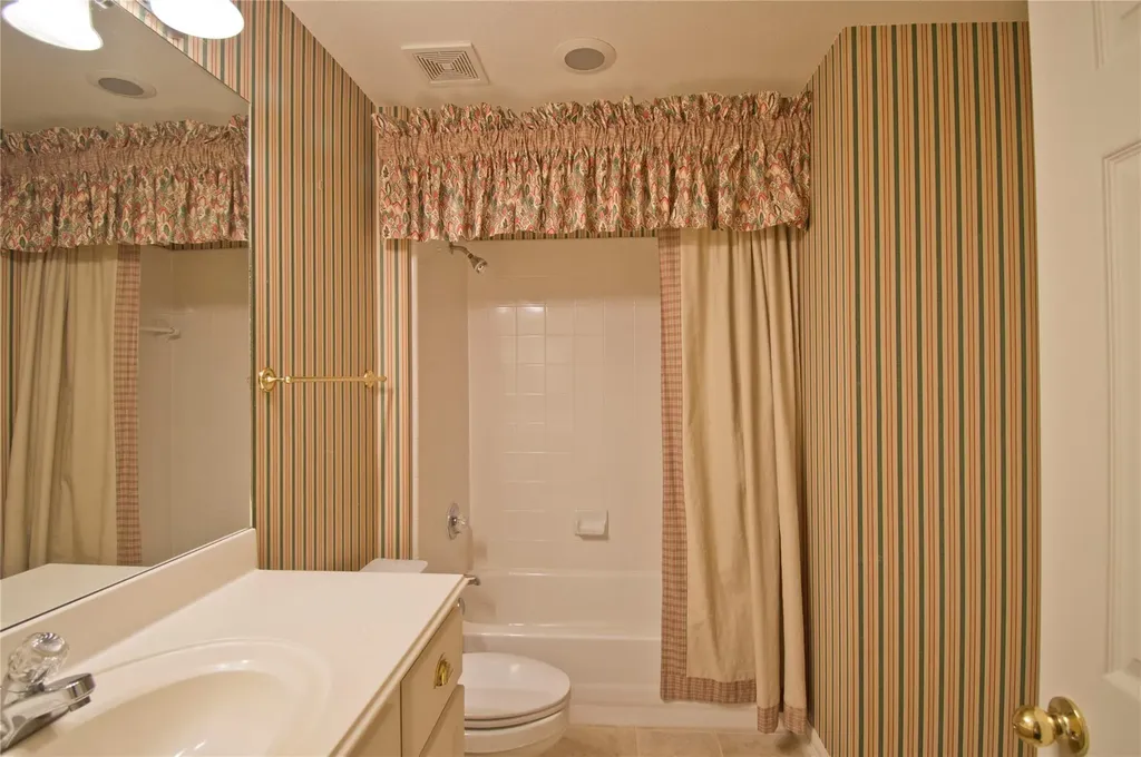 17323 Fountain Bluff Drive San Antonio TX 78248