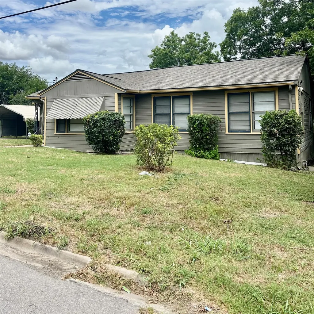 415 E 7th Street Taylor TX 76574