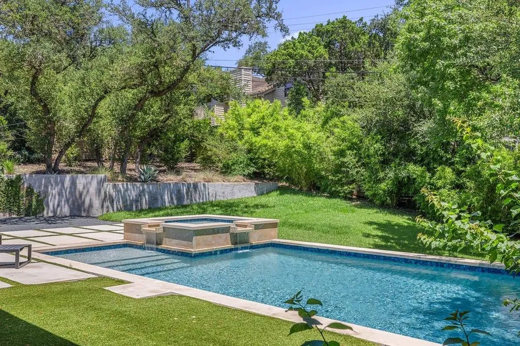 4504 Small Drive Austin TX 78731