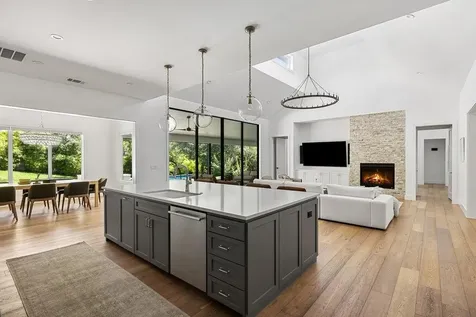 4504 Small Drive Austin TX 78731