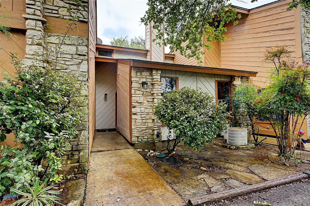 41 Cypress Fairway Village Wimberley TX 78676