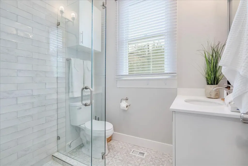 1317 Newning Avenue Austin TX 78704