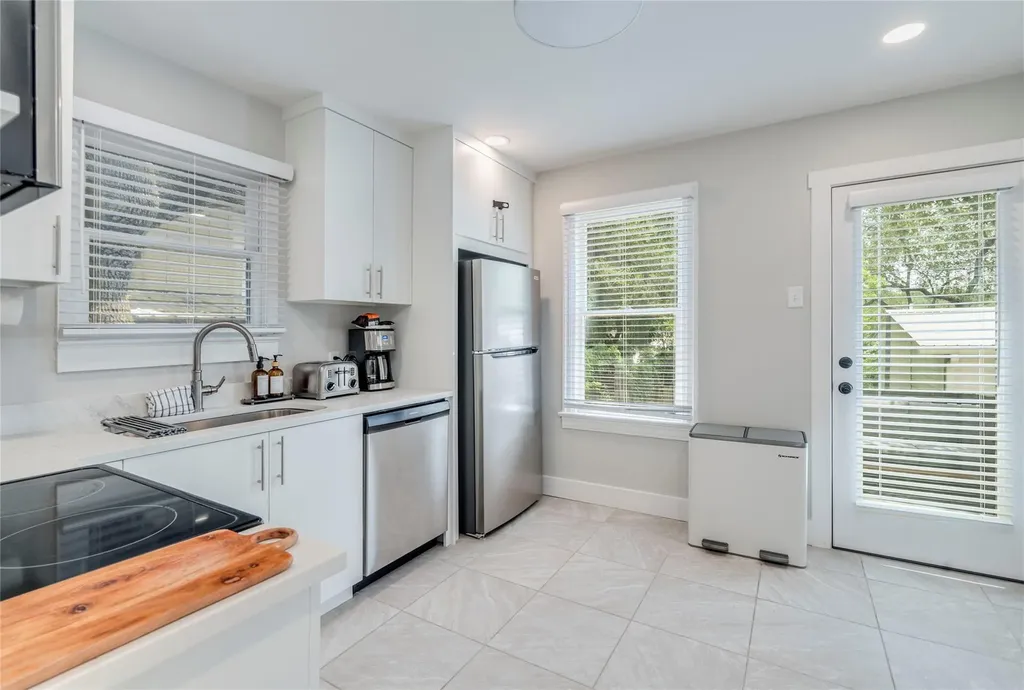 1317 Newning Avenue Austin TX 78704