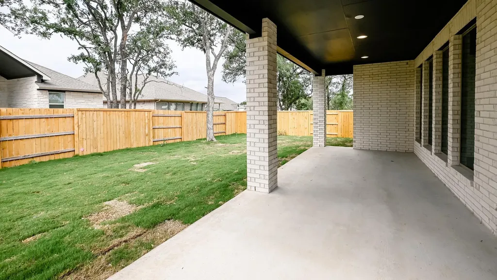 124 Brewer Street Kyle TX 78640