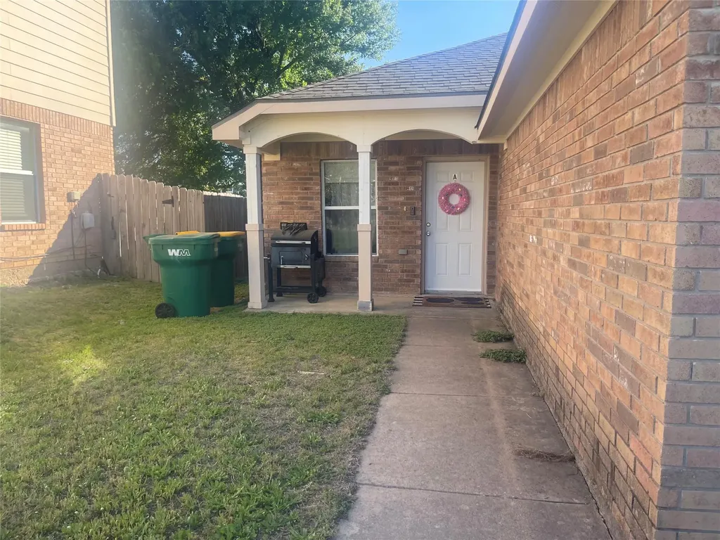 704 Claremont Parkway Marble Falls TX 78654