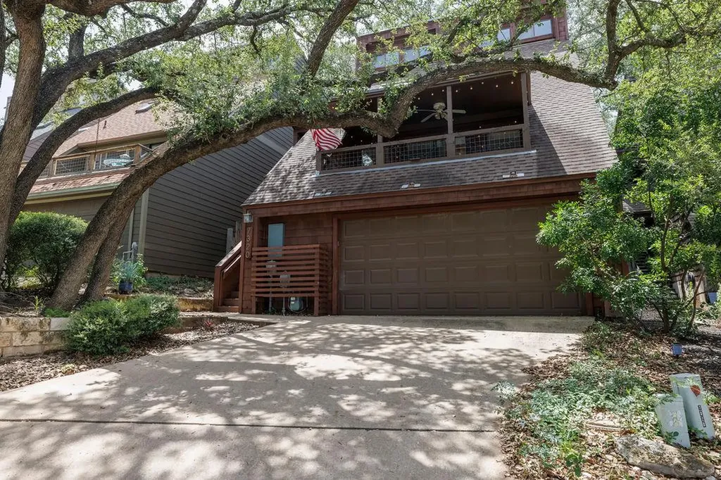7320 Cave Hollow Austin TX 78750
