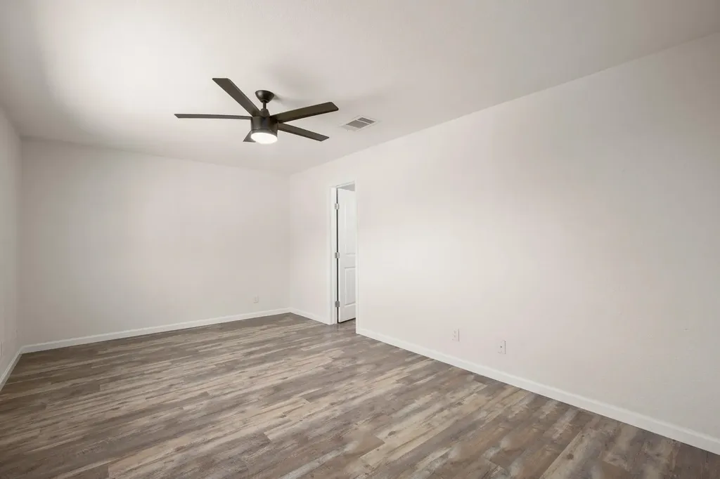 110 W Garrett Run Austin TX 78753