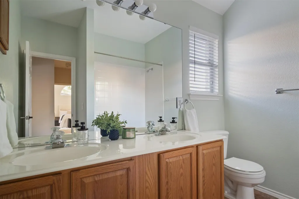 209 Jockey Bluff Cove Austin TX 78748