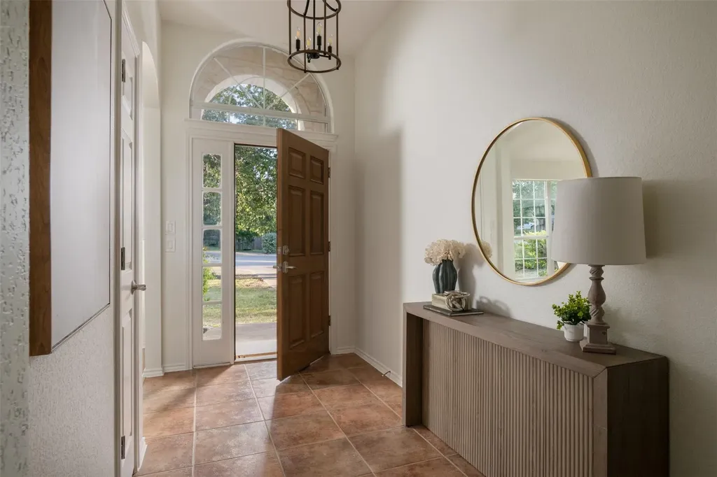 209 Jockey Bluff Cove Austin TX 78748