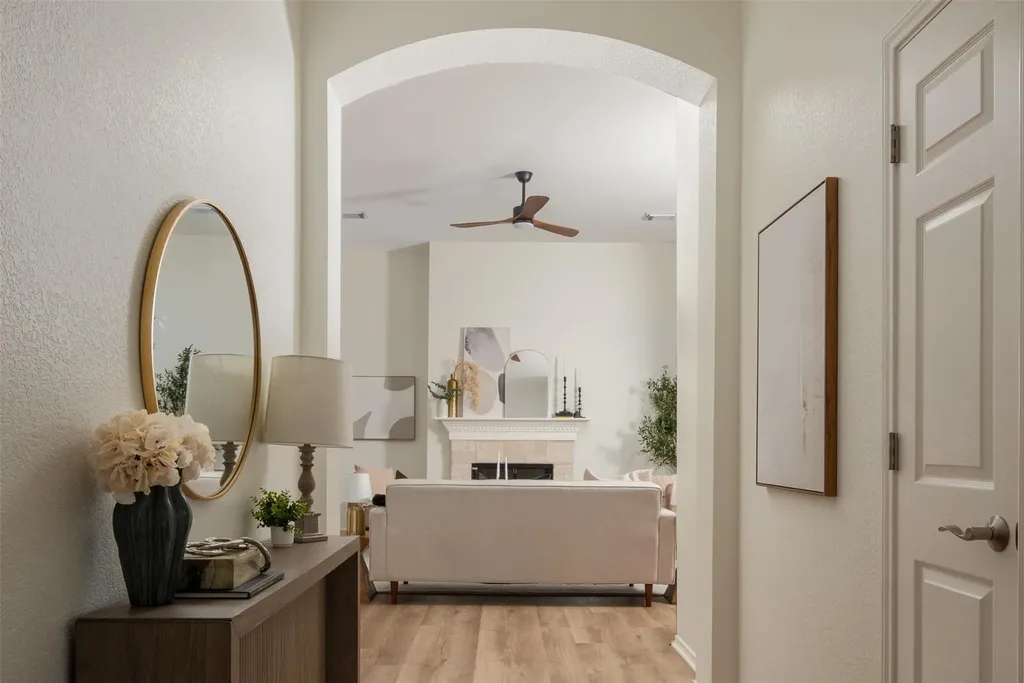 209 Jockey Bluff Cove Austin TX 78748