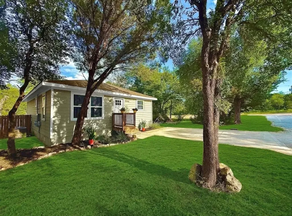 11403 Leander Street Jonestown TX 78645