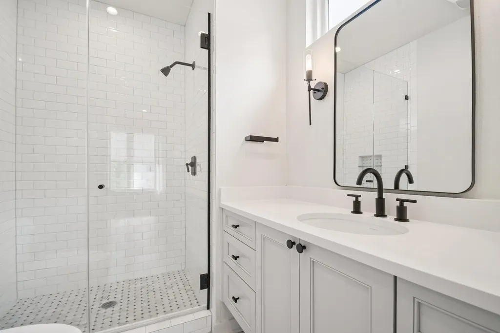 2518 Watkins Way Austin TX 78746
