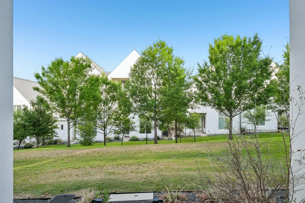 2518 Watkins Way Austin TX 78746