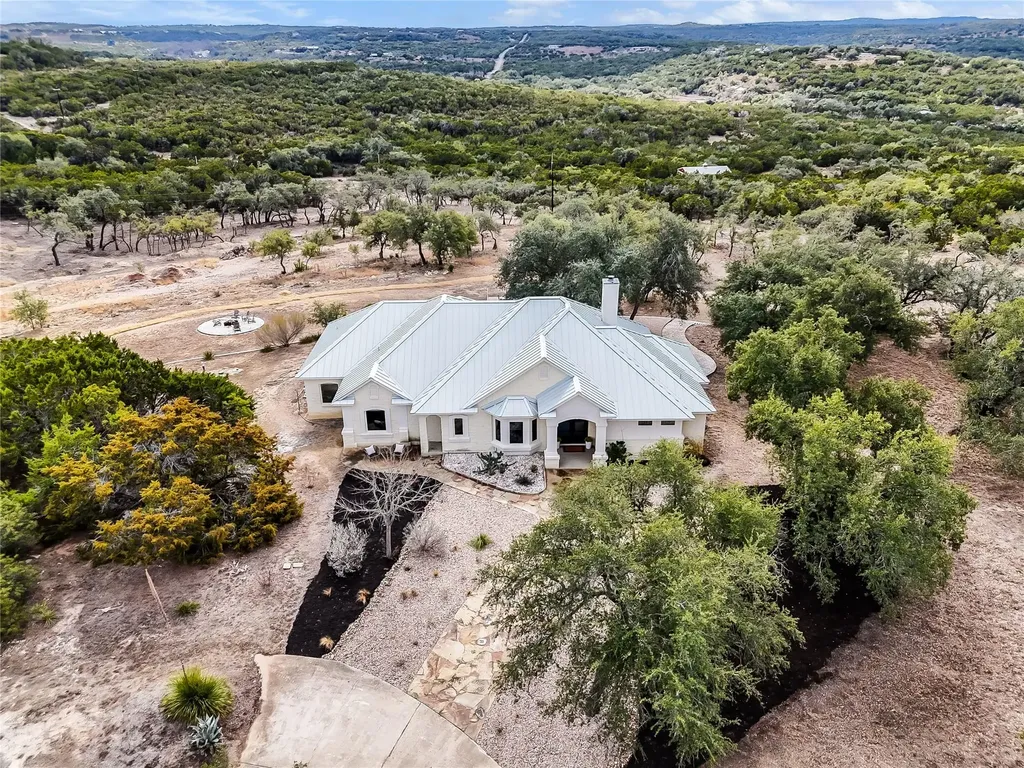 1100 Norwood Road Dripping Springs TX 78620