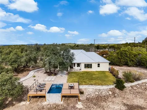 1100 Norwood Road Dripping Springs TX 78620