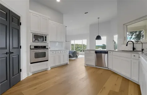 1100 Norwood Road Dripping Springs TX 78620