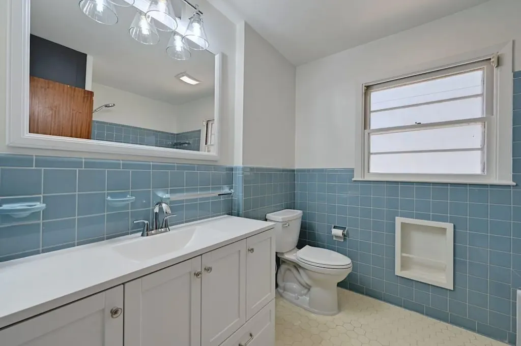 4809 Crestway Drive Austin TX 78731