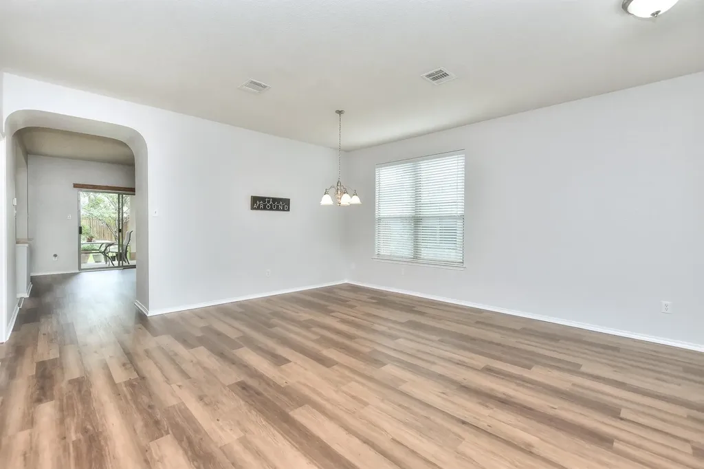 4913 Woodstock Drive Georgetown TX 78633