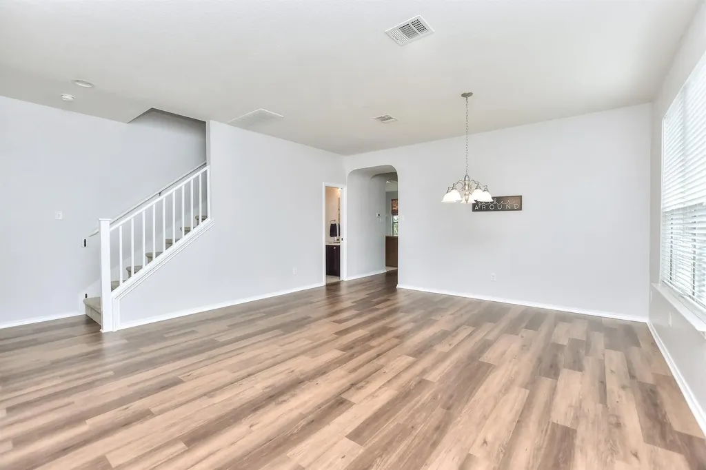 4913 Woodstock Drive Georgetown TX 78633