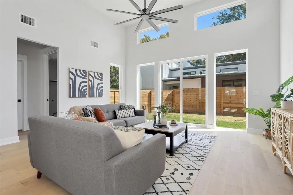 2711 Stacy Lane Austin TX 78704