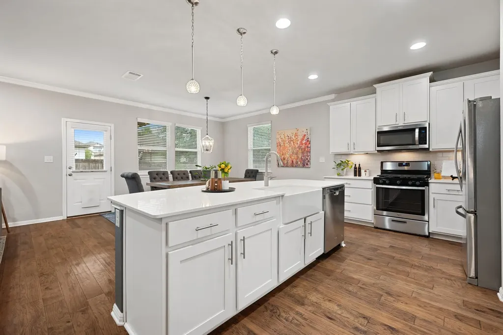 227 Callahan Lane Leander TX 78641
