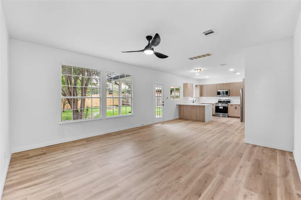 3709 Bratton Heights Drive Austin TX 78728