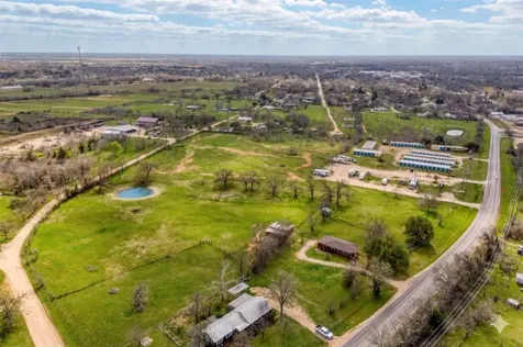 430 N Fm 487 Rockdale TX 76567