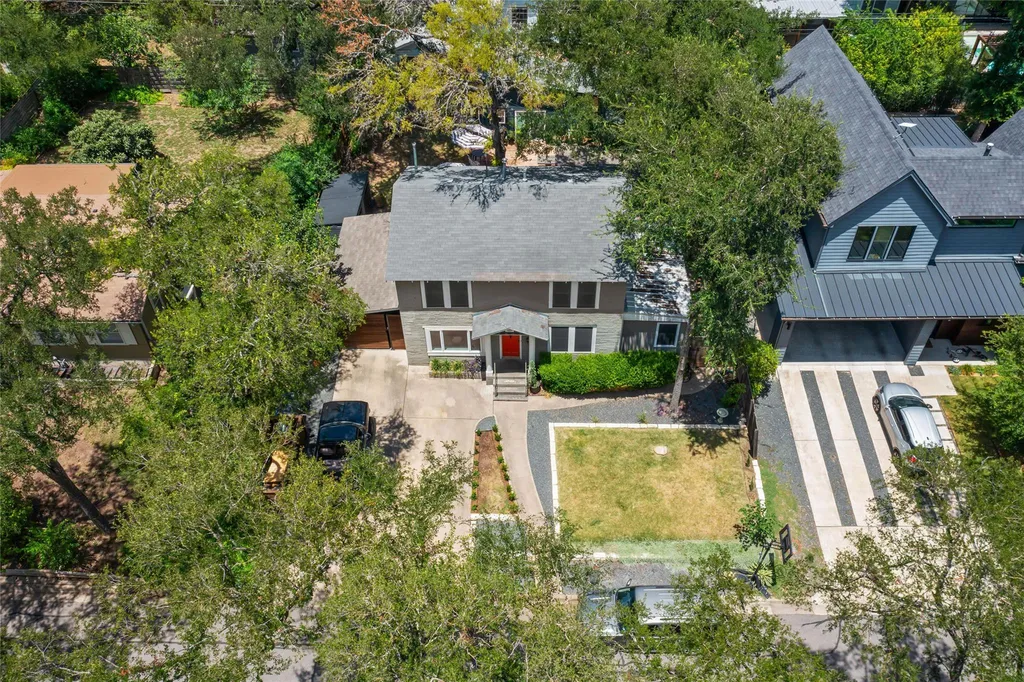 2104 De Verne Street Austin TX 78704