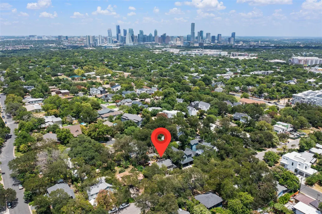 2104 De Verne Street Austin TX 78704