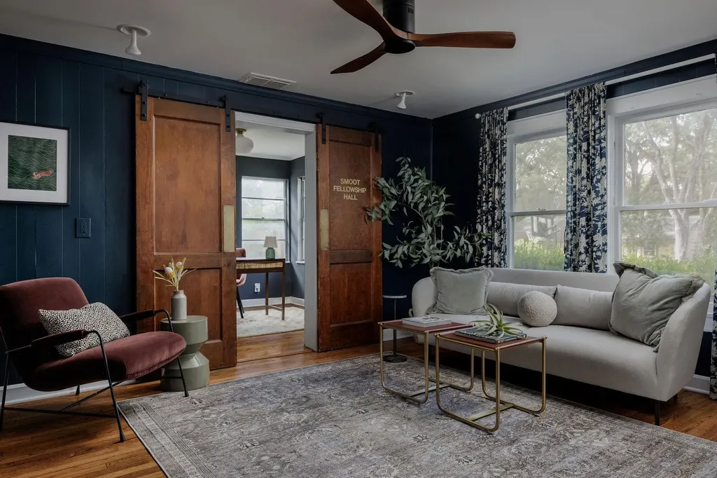 2104 De Verne Street Austin TX 78704