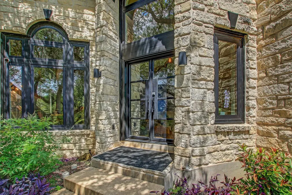 9938 Jasmine Creek Drive Austin TX 78726