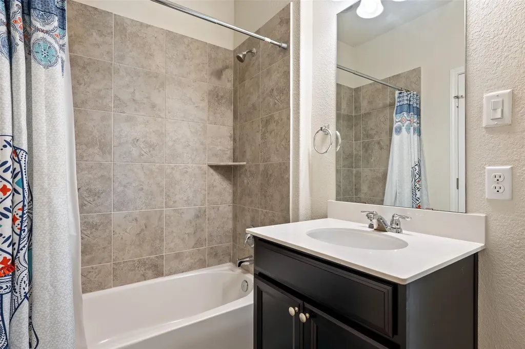 16000 Canberra Trail Austin TX 78728