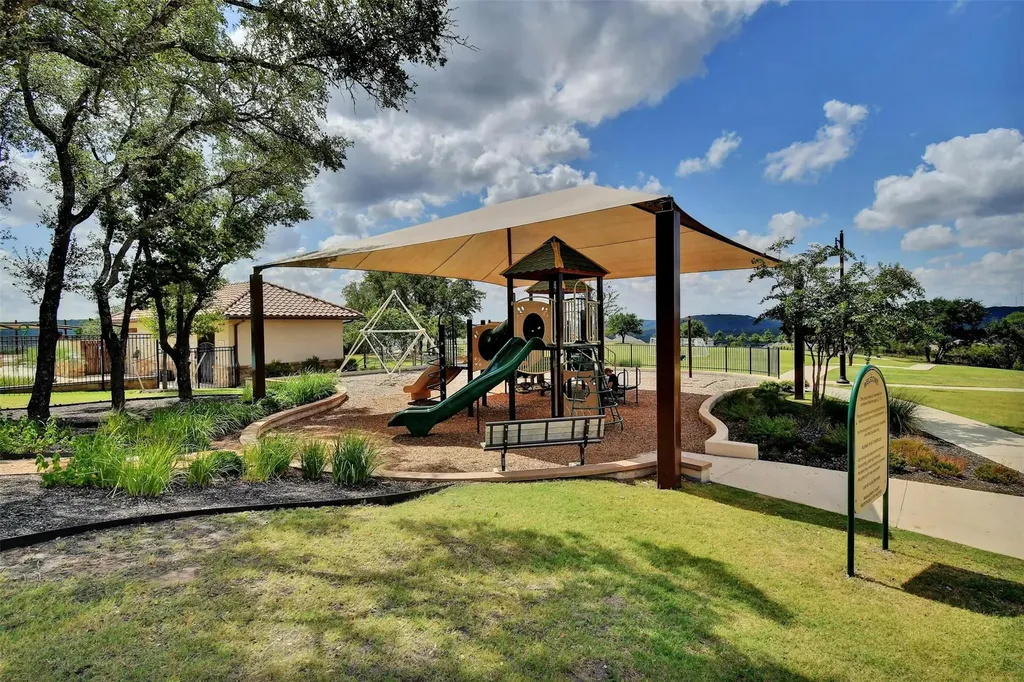 1820 Ficuzza Way Leander TX 78641