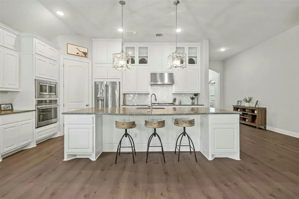 1820 Ficuzza Way Leander TX 78641