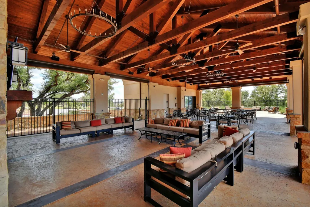 1820 Ficuzza Way Leander TX 78641