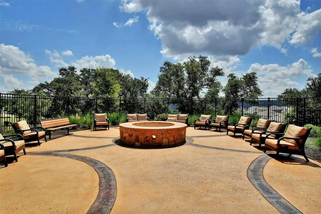 1820 Ficuzza Way Leander TX 78641