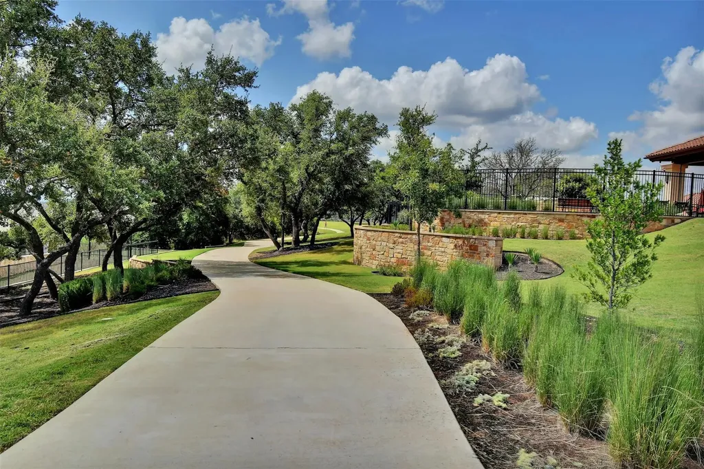 1820 Ficuzza Way Leander TX 78641