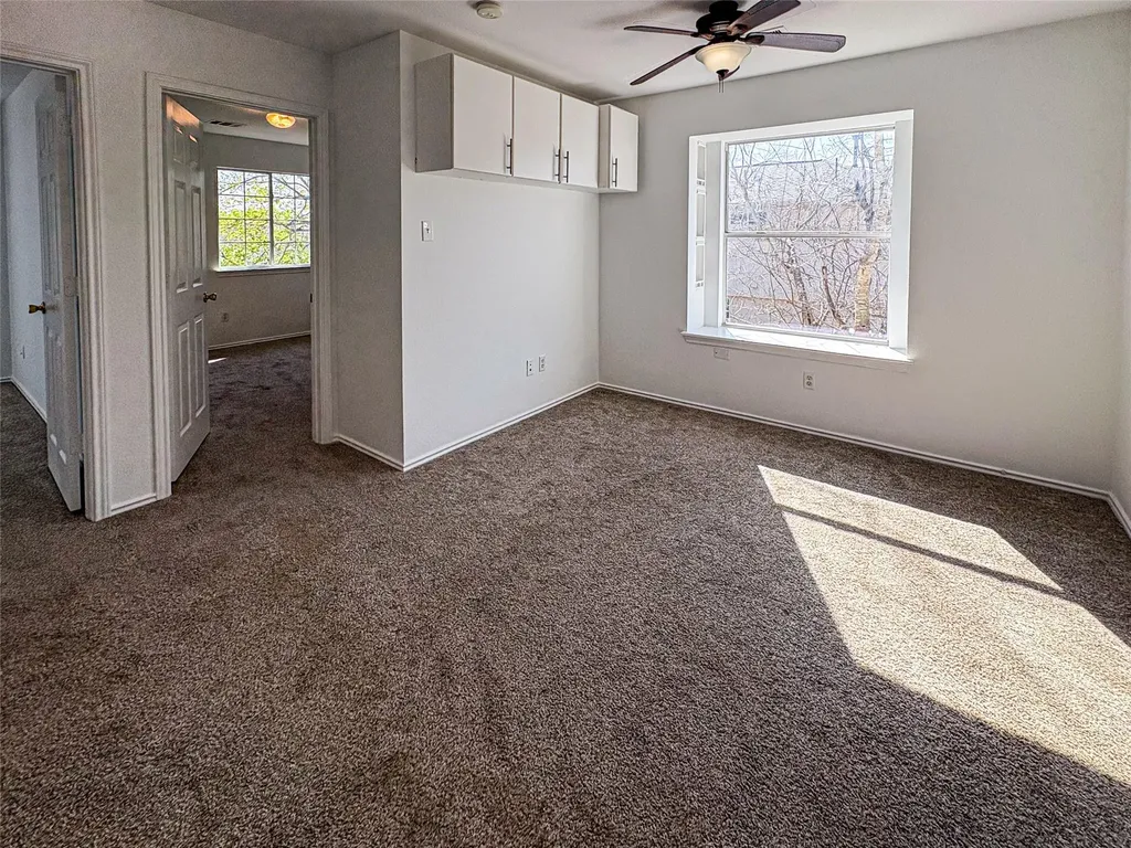 11704 Paul E Anderson Drive Austin TX 78748
