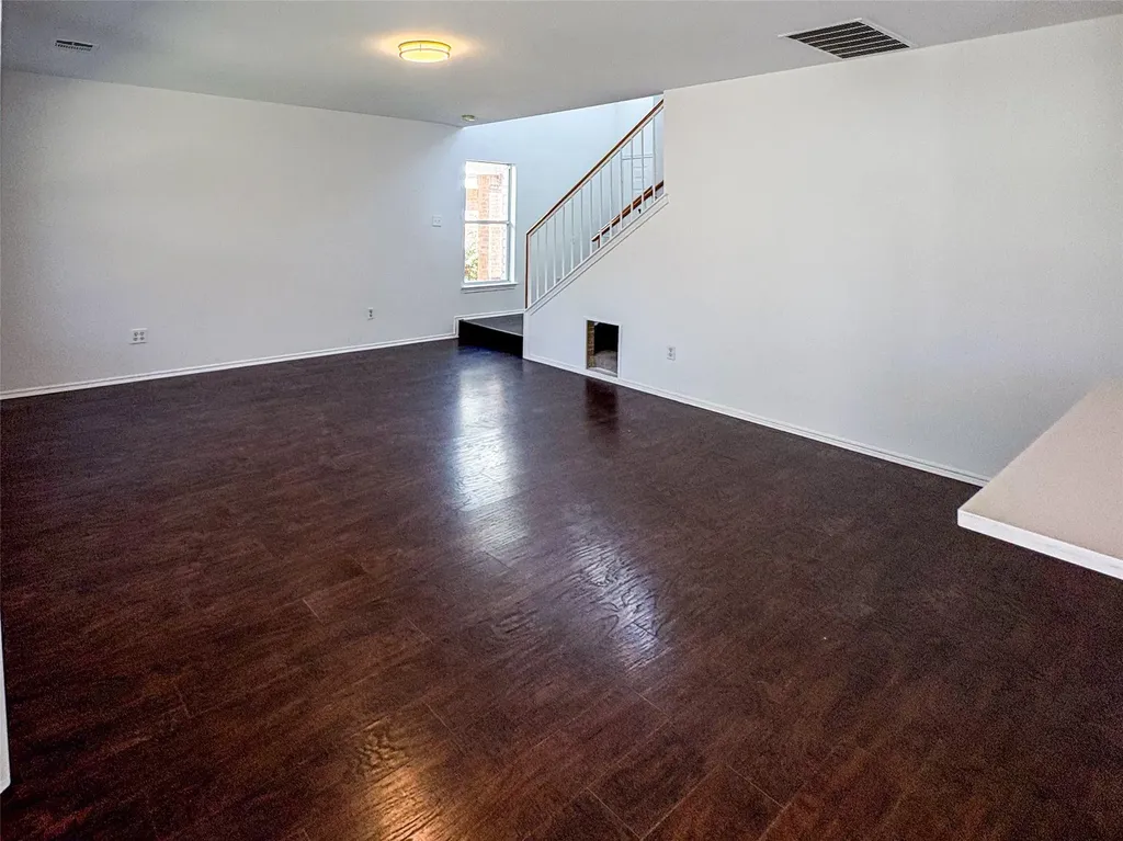 11704 Paul E Anderson Drive Austin TX 78748