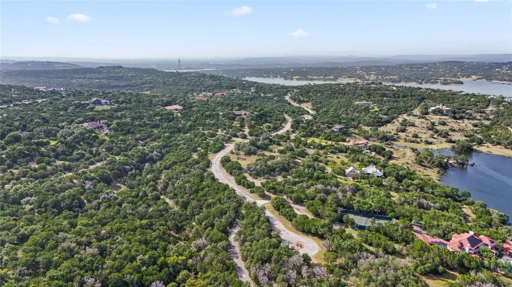 301 Angel Song Cove Spicewood TX 78669