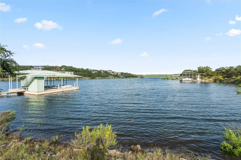 301 Angel Song Cove Spicewood TX 78669