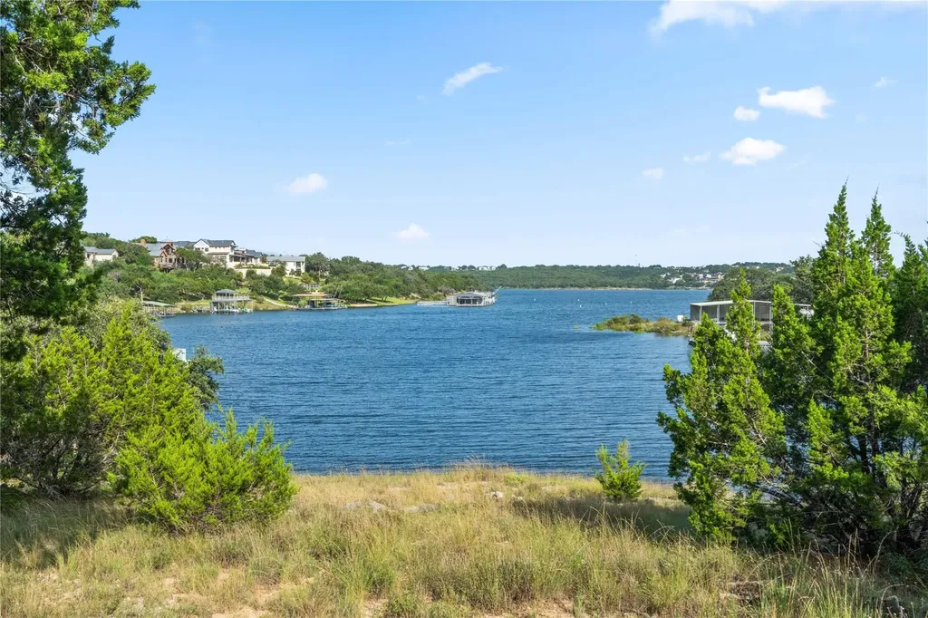 301 Angel Song Cove Spicewood TX 78669