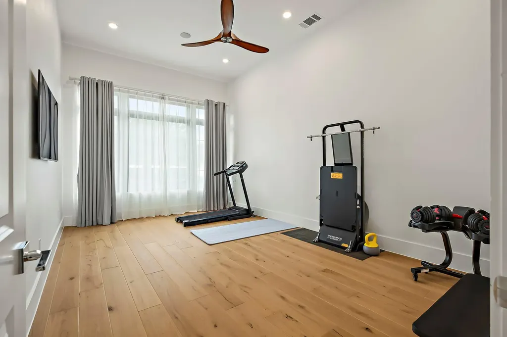 10211 Thistle Ridge Austin TX 78733