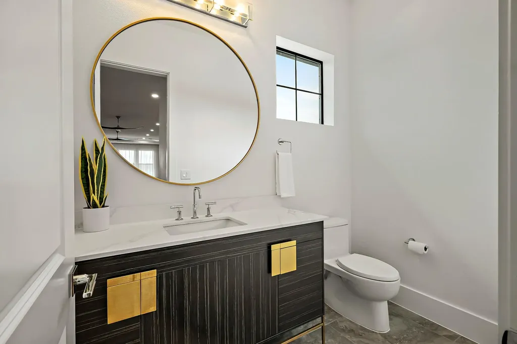 10211 Thistle Ridge Austin TX 78733