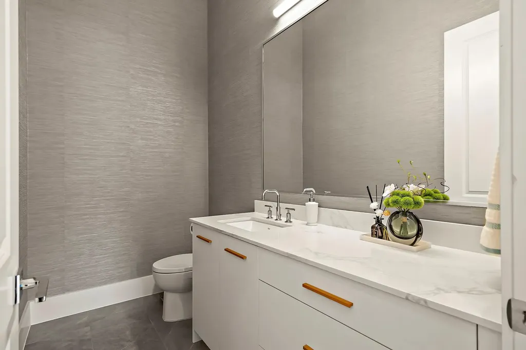 10211 Thistle Ridge Austin TX 78733