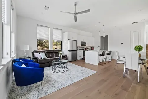 10211 Thistle Ridge Austin TX 78733