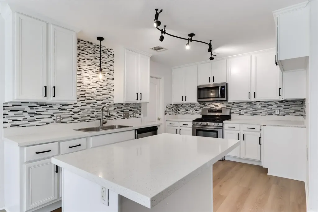16816 Dorman Drive Round Rock TX 78681