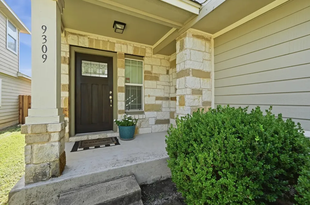 9309 Sweetgum Drive Austin TX 78748